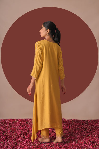 Surya Pushp Kurta Set